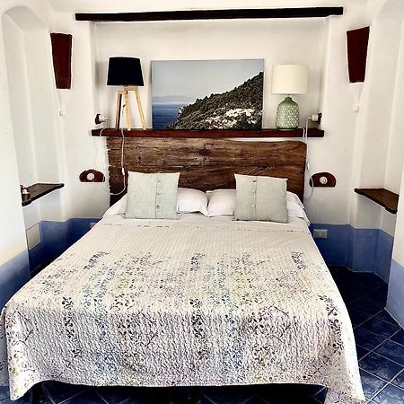 Casa vacanze A lea l'ua Finale Ligure Cameră foto