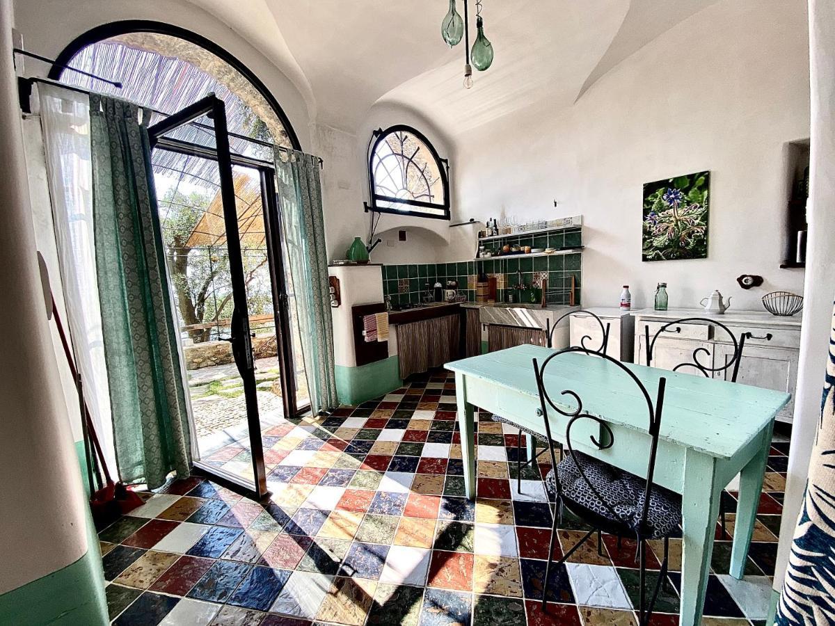 Casa vacanze A lea l'ua Finale Ligure Exterior foto