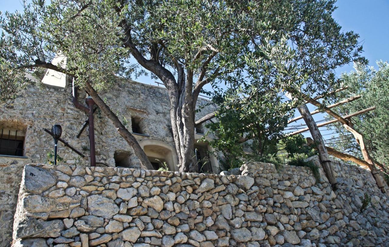 Casa vacanze A lea l'ua Finale Ligure Exterior foto